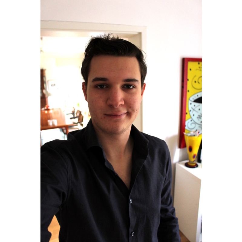 Porträt im Selfie-Style: Julius Schneider, Student an der Jacobs University